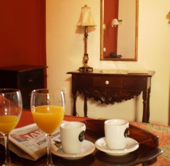 غرفة قياسية, Alvar Fanez