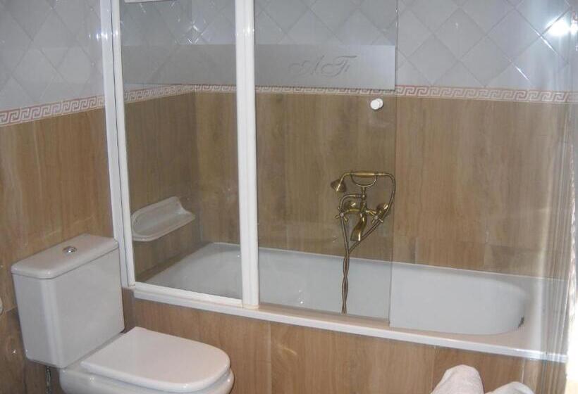 غرفة قياسية فردية, Alvar Fanez