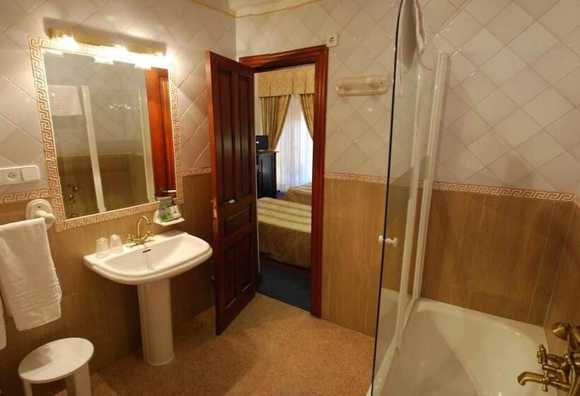 غرفة قياسية, Alvar Fanez