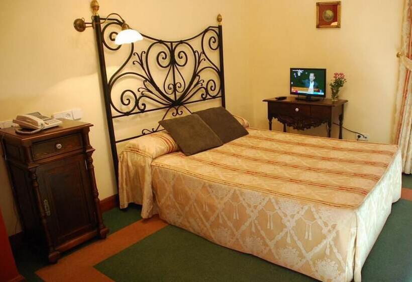 غرفة قياسية فردية, Alvar Fanez