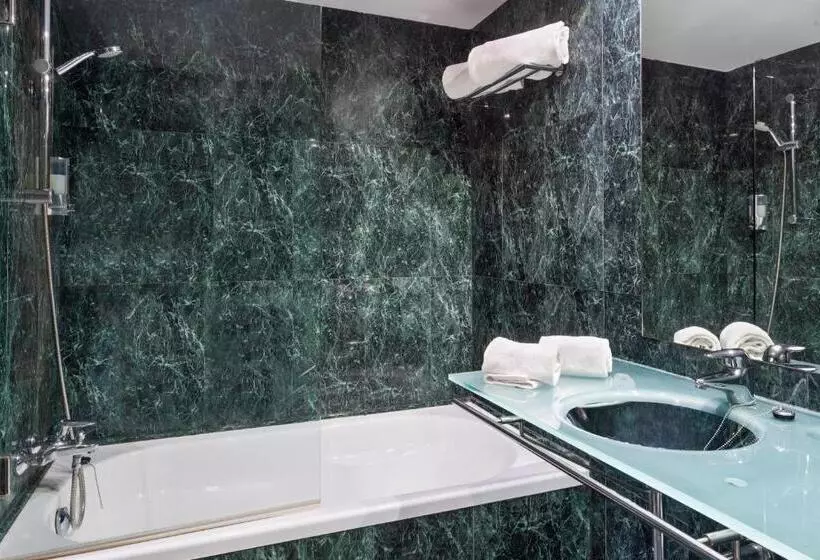 اتاق استاندارد, B&b Hotel Jerez