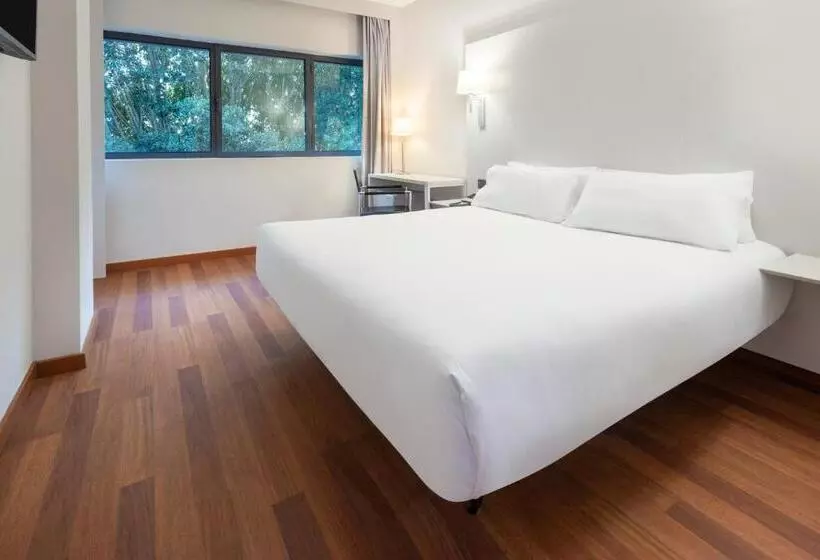 اتاق استاندارد, B&b Hotel Jerez