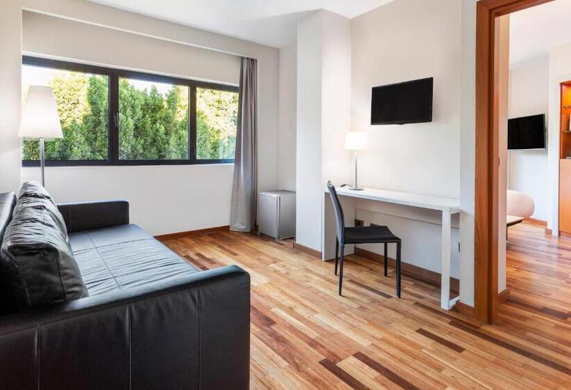 주니어 스위트, B&b Hotel Jerez