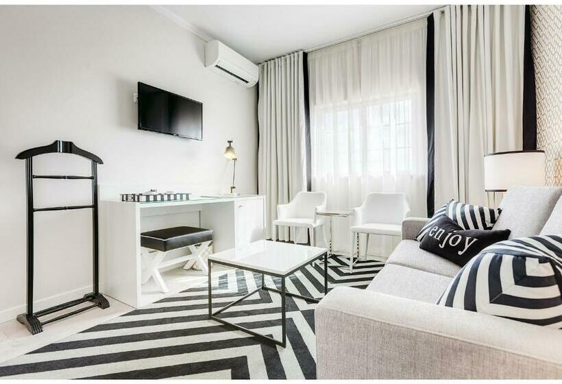 جناح إدارى, Cristal Marinha