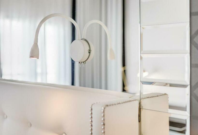 جناح إدارى, Cristal Marinha