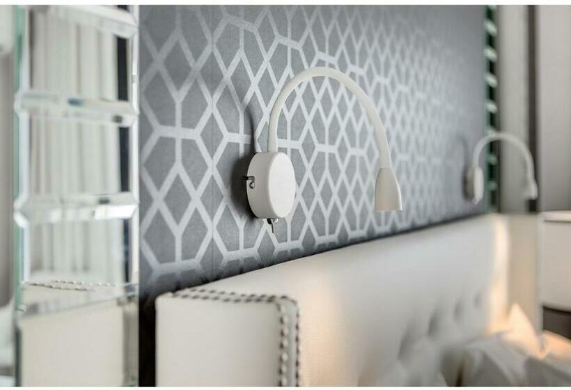 جناح إدارى, Cristal Marinha