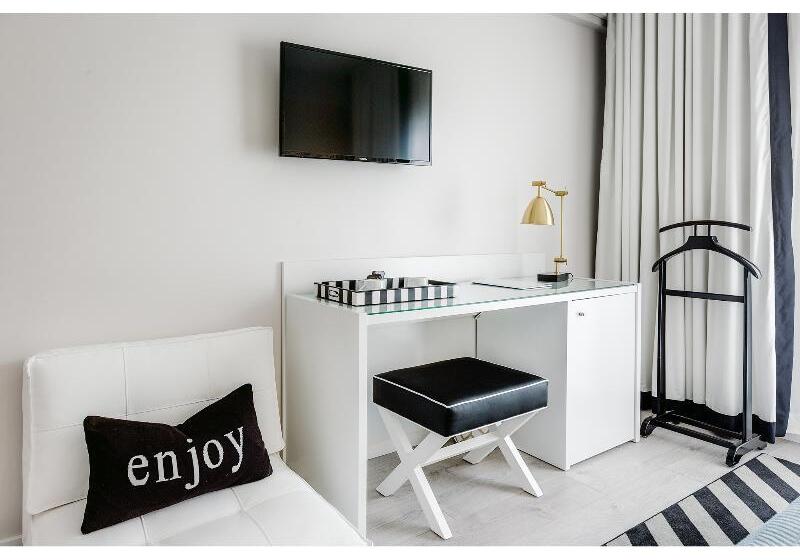 غرفة قياسية, Cristal Marinha