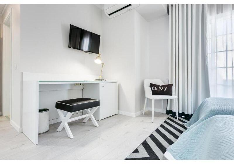 غرفة إدارية فردية, Cristal Marinha