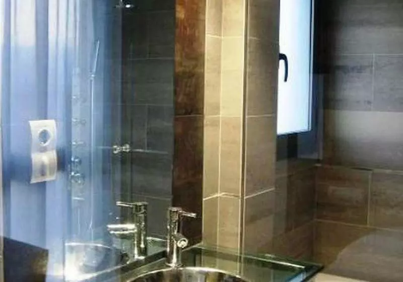 Habitació Triple Estàndard, Diego's