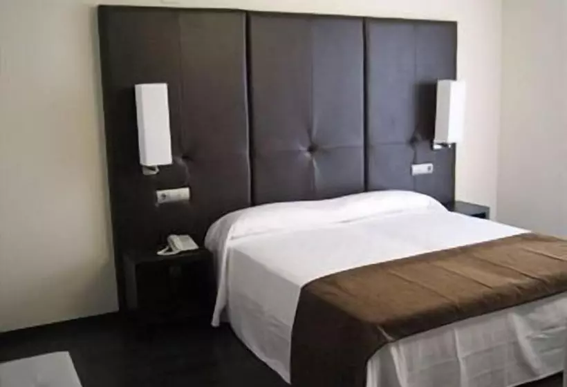 Habitación Estàndard Individual, Diego's