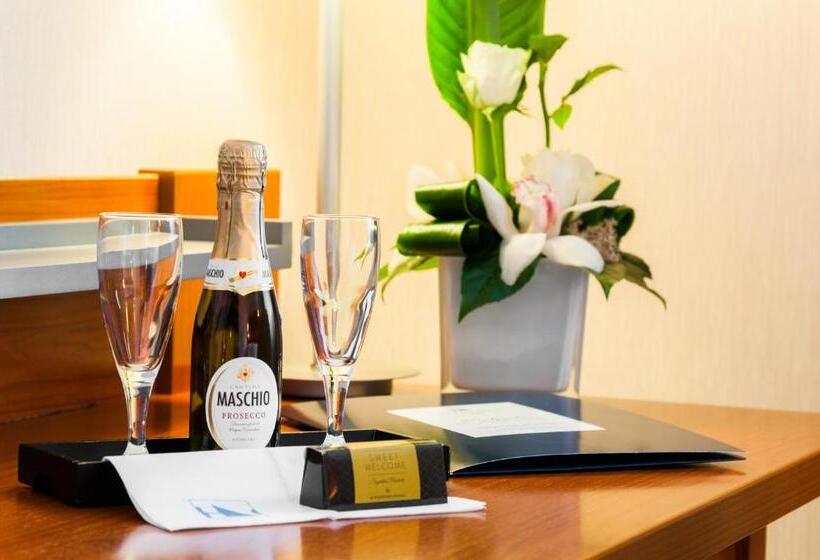 اتاق استاندارد, Exe Toscana