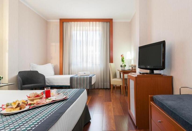 اتاق استاندارد سه نفره, Exe Toscana
