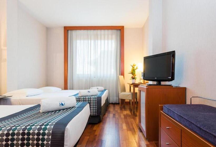 اتاق استاندارد سه نفره, Exe Toscana