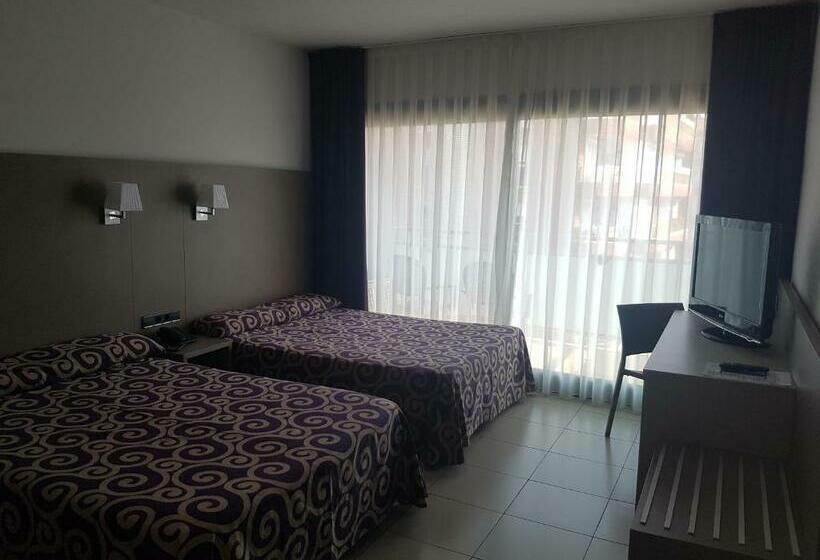 标准间带游泳池, Fenals Garden