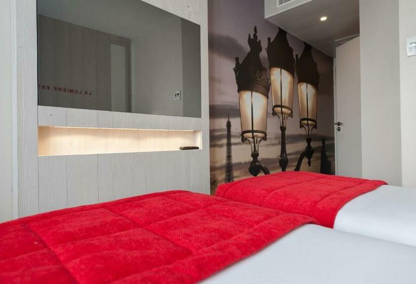 コネクティングルーム（家族用）。, Hôtel Le 209 Paris Bercy