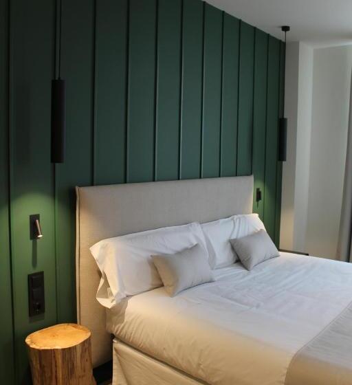 סוויטה, Mondragon Hotela