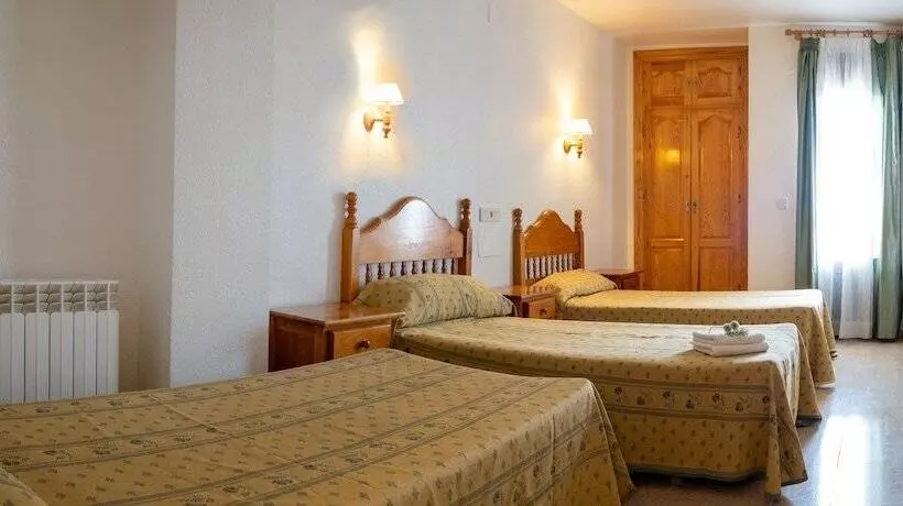 Chambre Triple Standard, Valmar