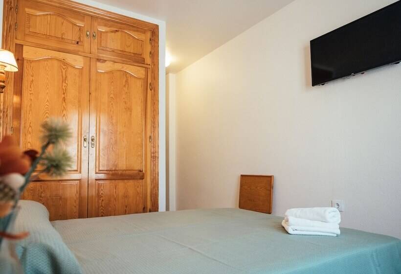 Habitación Estándar, Valmar