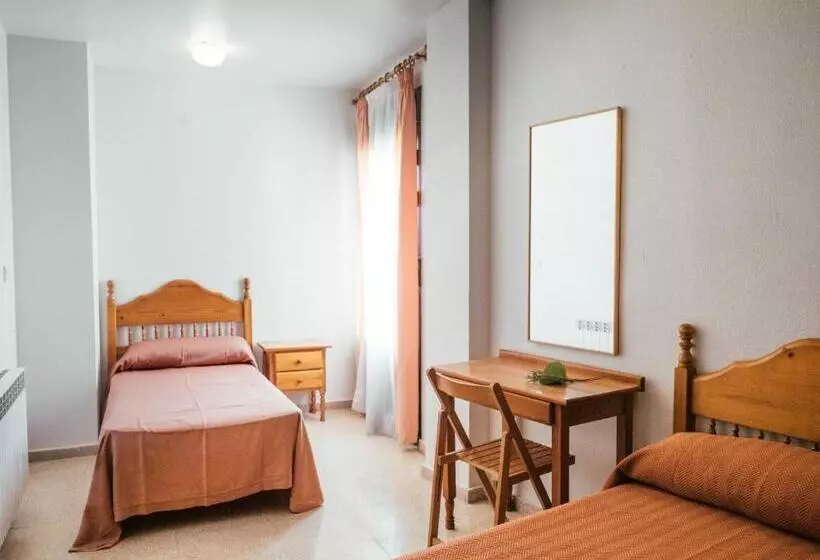 Chambre Familiale, Valmar
