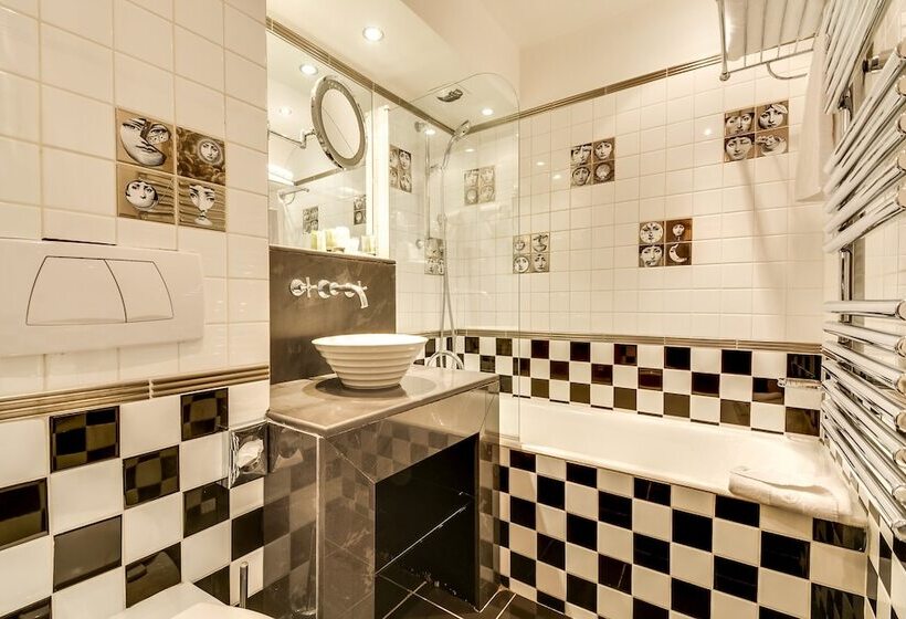 Camera Standard, Villa Lutece Port Royal