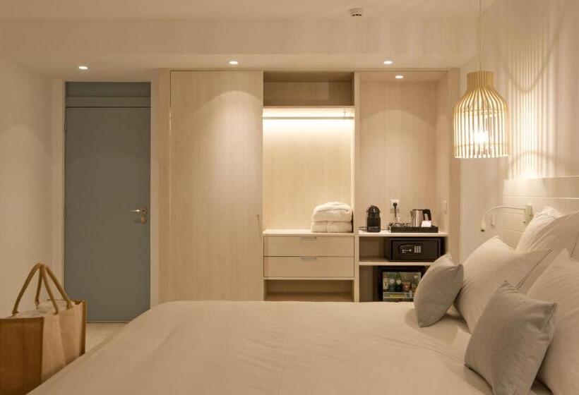 Номер Deluxe, Malibu Foz Hotel   La Maison Younan