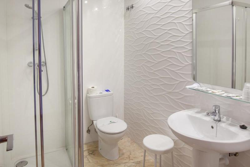 Номер Стандарт, Port Europa