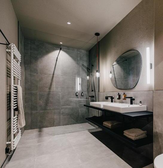 标准工作室, Das Bleibt Alpine Suites