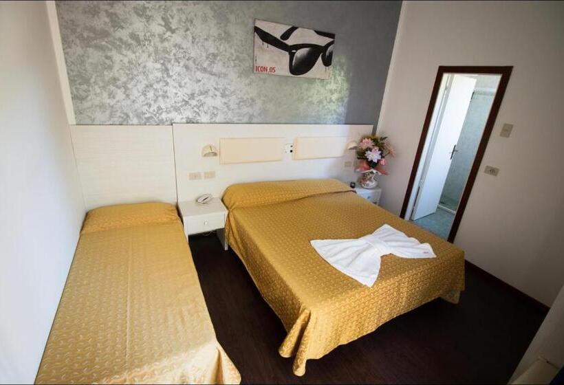 اتاق استاندارد سه نفره, Belfiore