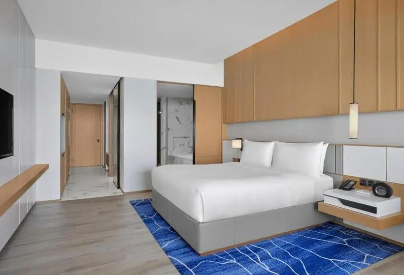 キングサイズベッドのデラックスルーム, Courtyard By Marriott Xiamen