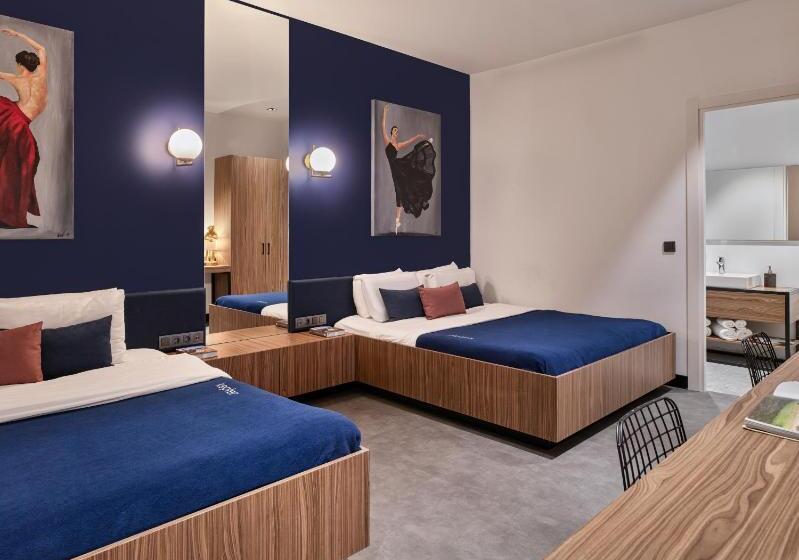 キングサイズベッドのスーペリアルーム, Kepler Club Sabiha Gökçen Airport International Transit Area