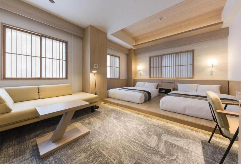 Семейный Номер, Iam