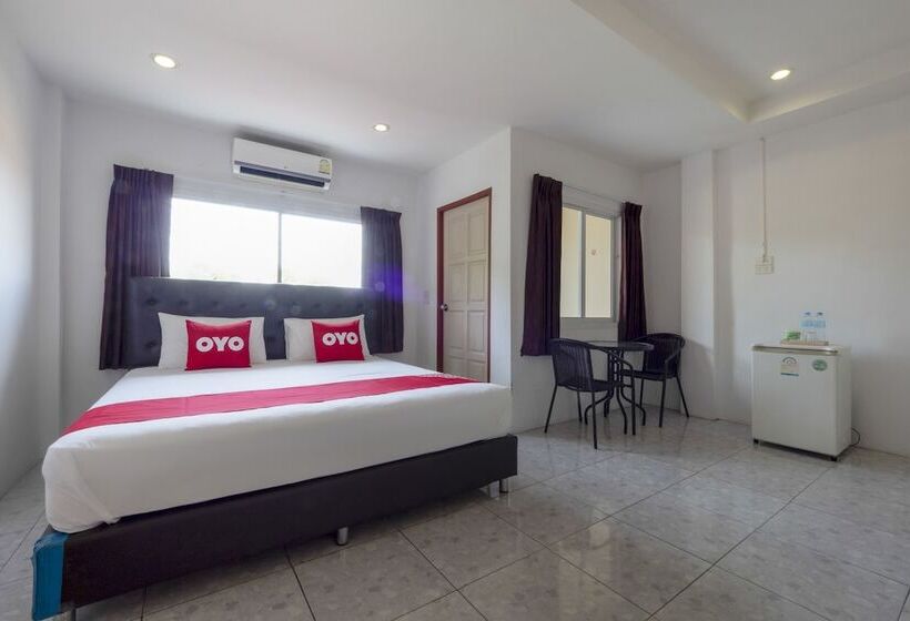 Номер Superior, Oyo 698 Pattaya City