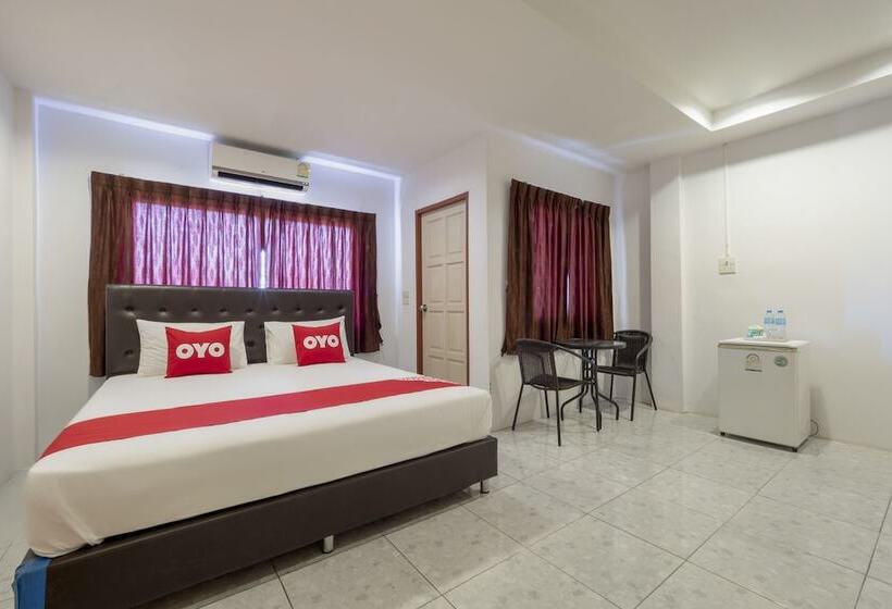 Номер Superior, Oyo 698 Pattaya City