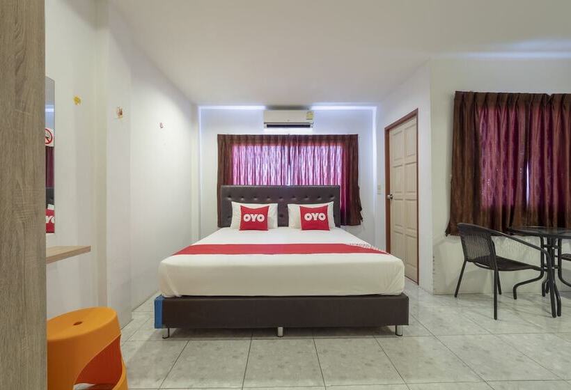 Номер Superior, Oyo 698 Pattaya City