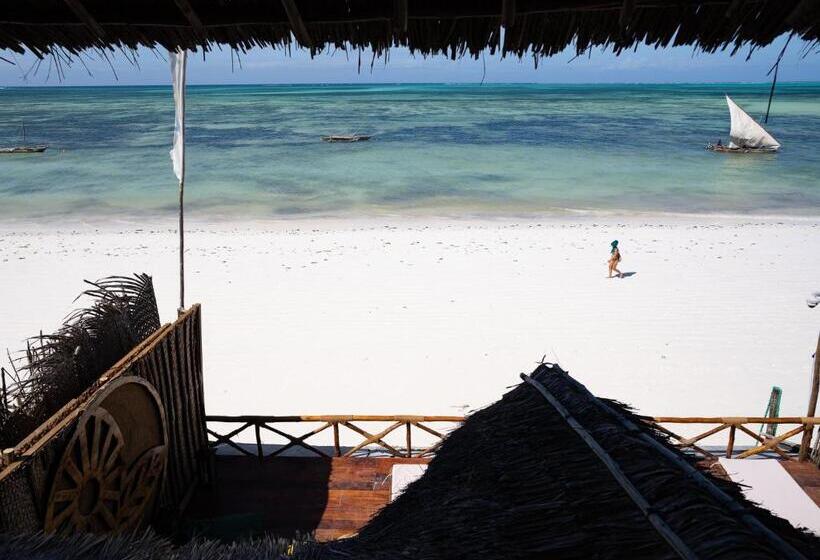 Triple Room Sea View, Pili Pili Beach