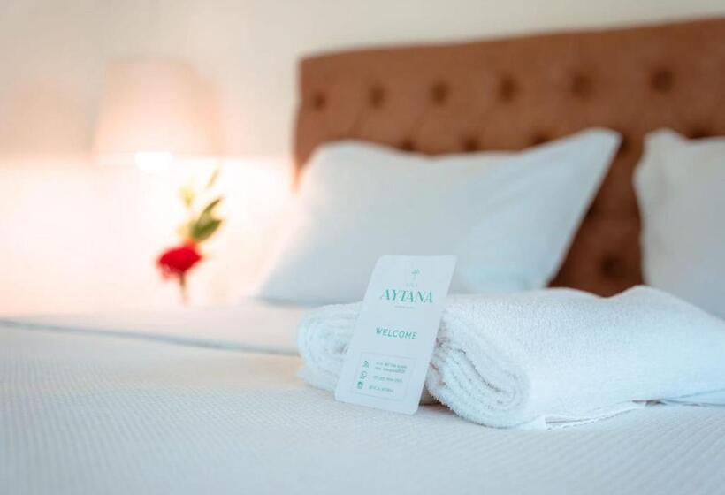 标准平房, Vila Aytana