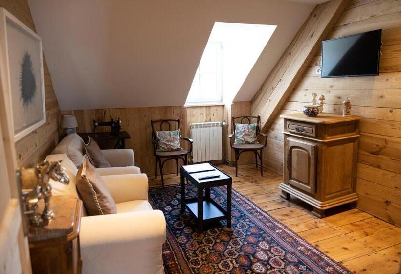 リバービュースイート, Le 41 Avenue Foch