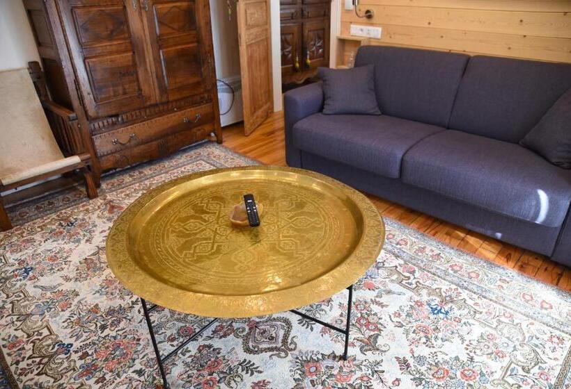 スーペリアースイート, Le 41 Avenue Foch