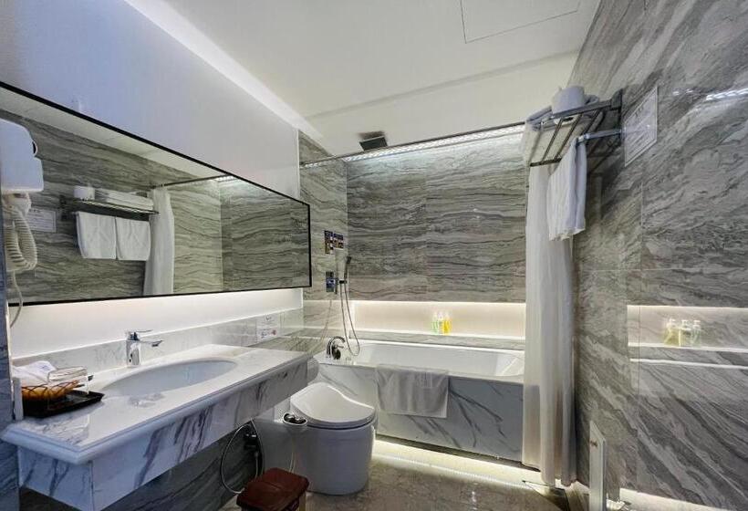 اتاق استاندارد با چشمانداز دریاچه, Azumaya Hotel Hai Phong