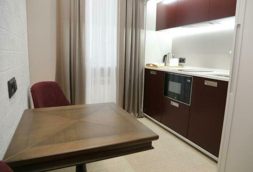 استودیو استاندارد با تخت کینگ, Telegraph Inn