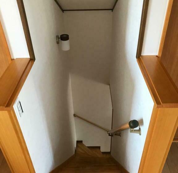 패밀리 룸, F.stic_house