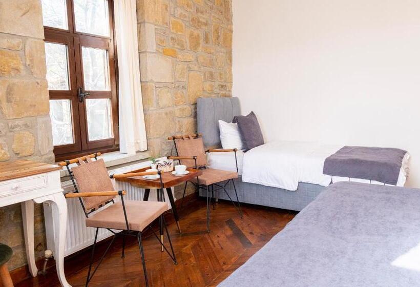 Трехместный Номер Стандарт Вид на Сад, Salkım Otel Gökçeada