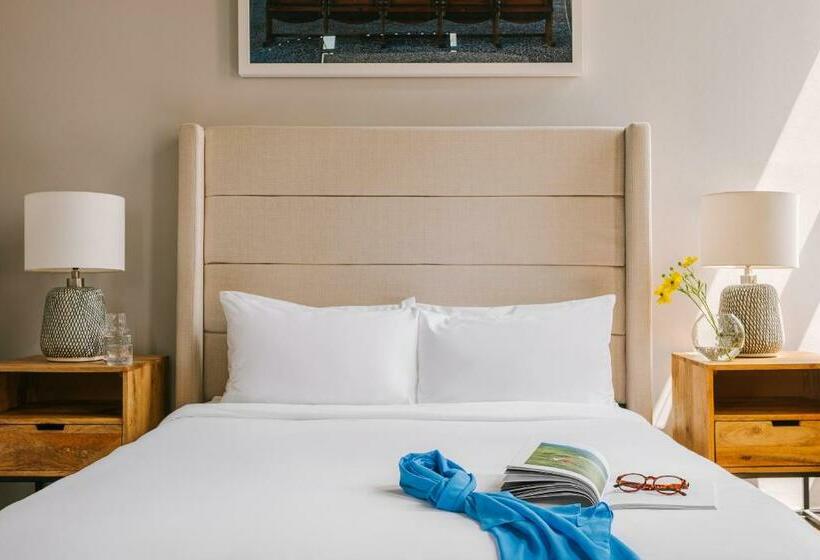 スーペリアスタジオ, Reside Houston Downtown, A Wyndham Residence