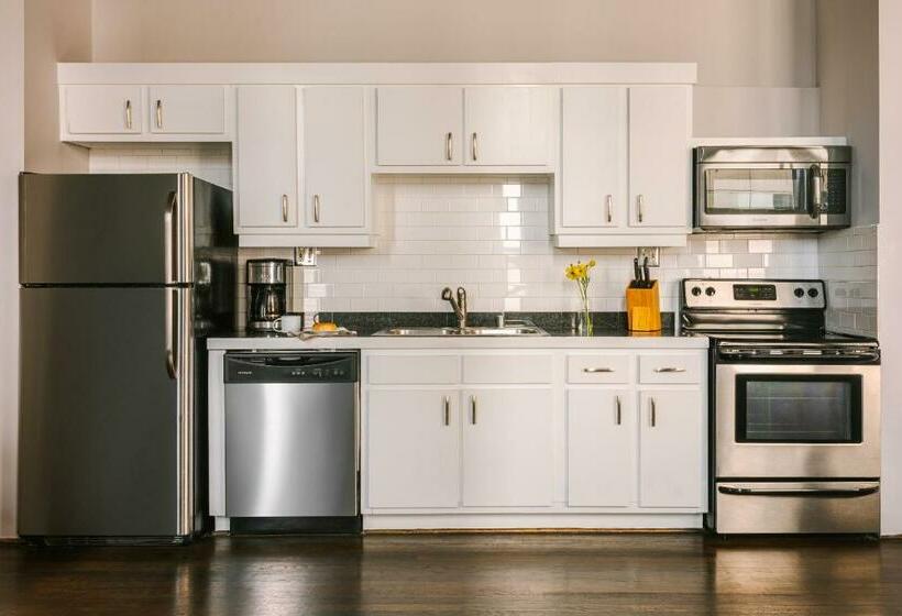 סטודיו סופריור, Reside Houston Downtown, A Wyndham Residence