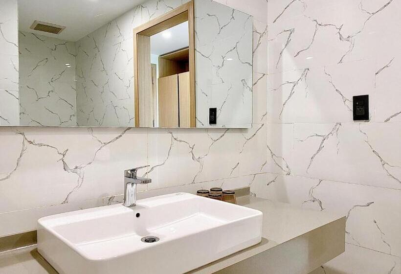 اتاق خانوادگی, The Luxe Hotel Châu đốc