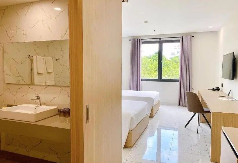 اتاق خانوادگی, The Luxe Hotel Châu đốc