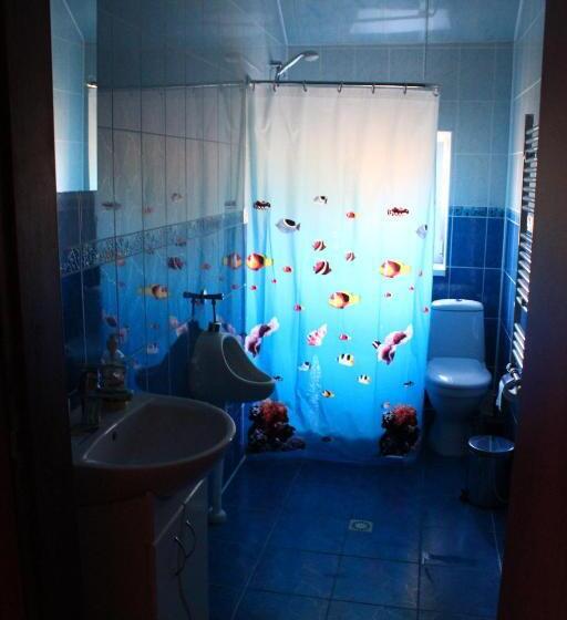 اتاق خانوادگی, Cafe Motel Goryanka