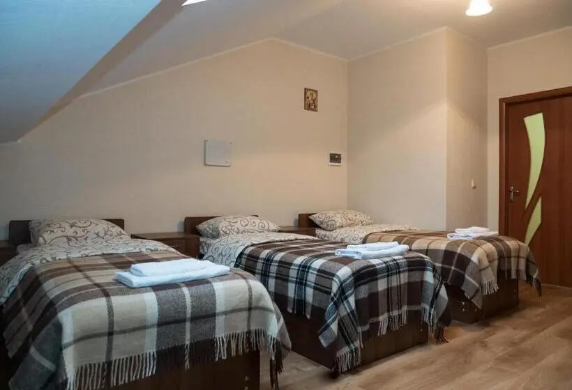 ルームシェアのワンベッド, City Hostel