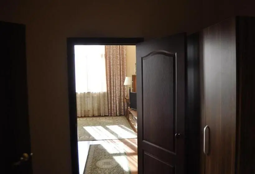 سوئیت راحتی, эдельвейс