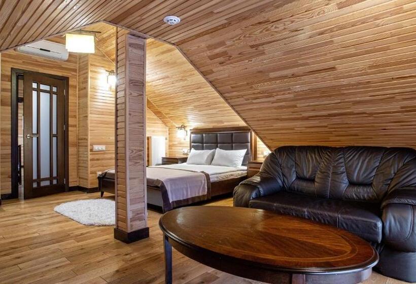 اتاق خانوادگی, Chalet Du Mont